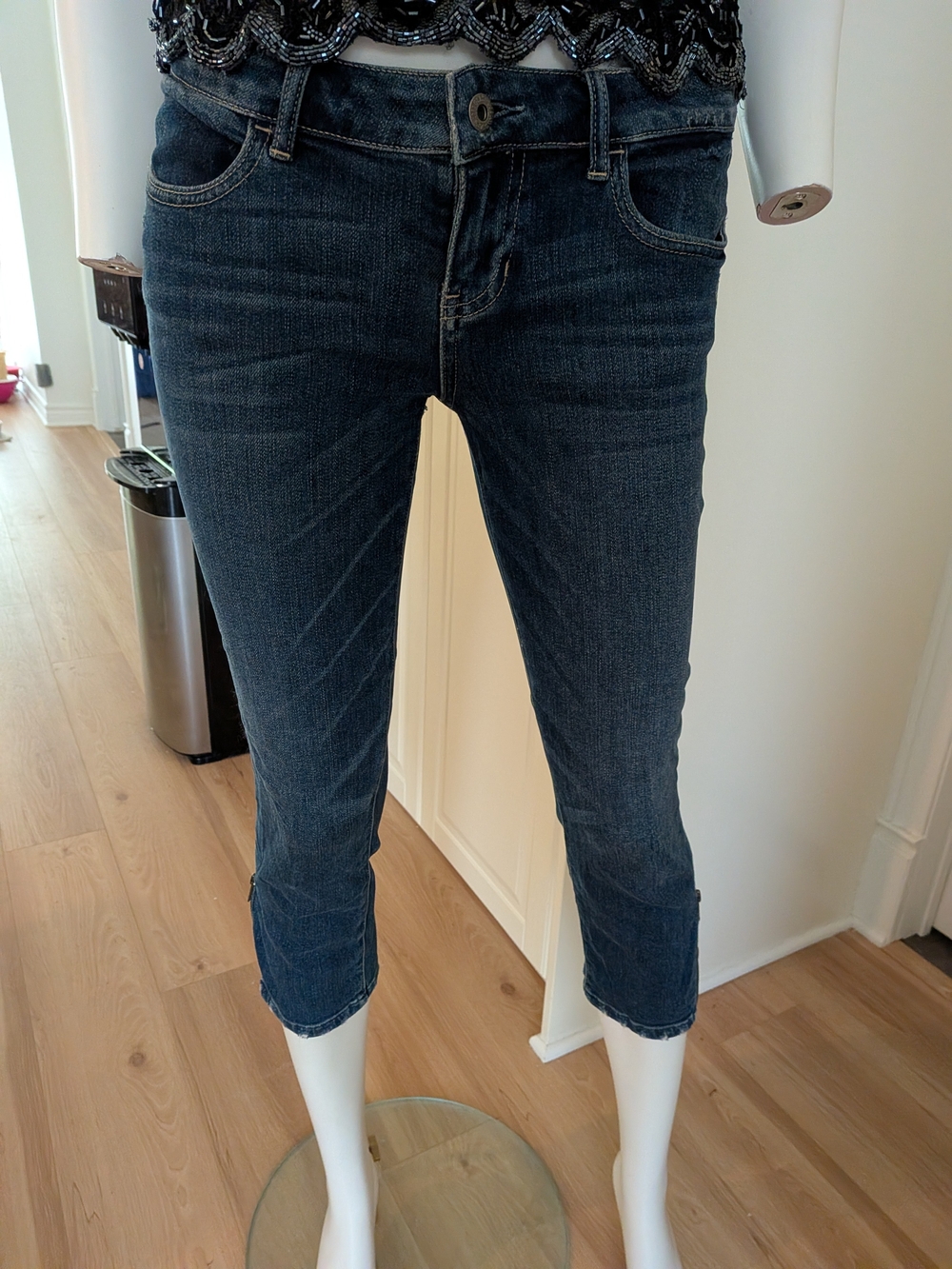 Guess Dark Blue Cropped Ankle Jeans